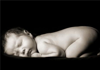 寶寶趴著睡好不好 寶寶趴著睡要不要糾正