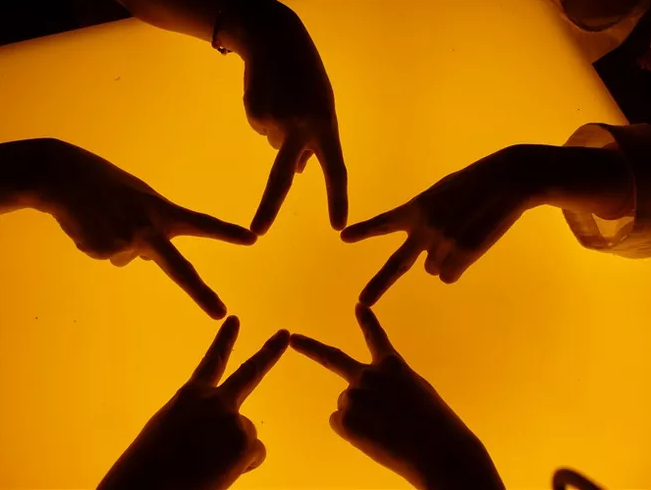 朋友圈發畢業照文字感慨句子 畢業了的心情說說短語