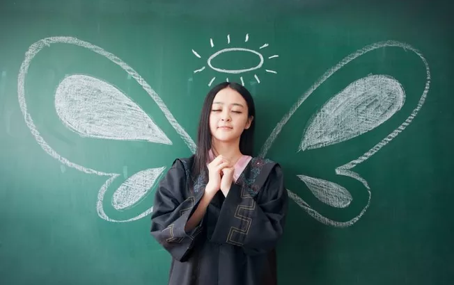 畢業快樂一句話心情短語說說 祝畢業快樂的文字說說配圖