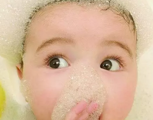 寶寶需要每天洗澡嗎 給寶寶洗澡要注意什么