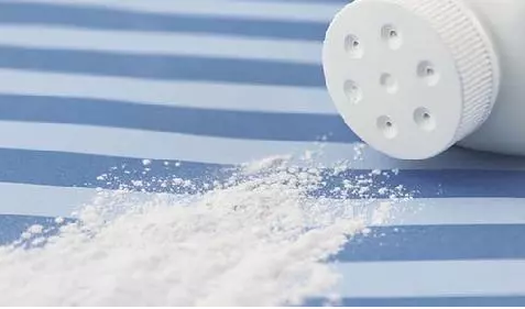 孩子長痱子怎么正確的去痱子 孩子有痱子可以用痱子粉嗎 孩子長痱子怎么正確的去痱子 孩子有痱子可以用痱子粉嗎