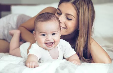 怎么訓練孩子趴 不同年齡段孩子怎么趴好