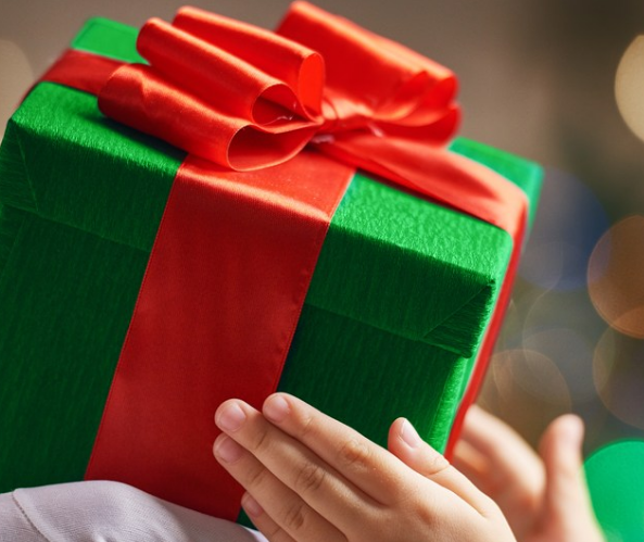 提前收到六一禮物心情說說句子 收到兒童節(jié)禮物朋友圈配圖文字