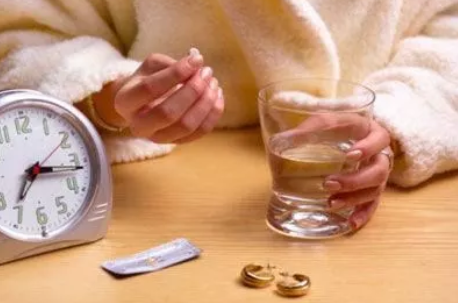 短效避孕藥缺點是什么 吃短效避孕藥注意事項有哪些