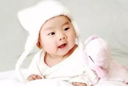 試管嬰兒的壽命有多長 新生兒和正常嬰兒有什么區別 試管嬰兒的壽命有多長 新生兒和正常嬰兒有什么區別