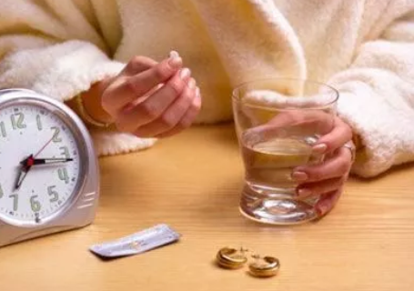 事后吃短效避孕藥有效果嗎 短效避孕藥漏吃了怎么補救