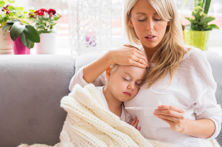 疼在兒身上痛在娘心里的句子 疼在兒身上痛在娘心說(shuō)說(shuō)朋友圈