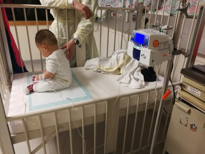 疼在兒身上痛在娘心里的句子 疼在兒身上痛在娘心說(shuō)說(shuō)朋友圈