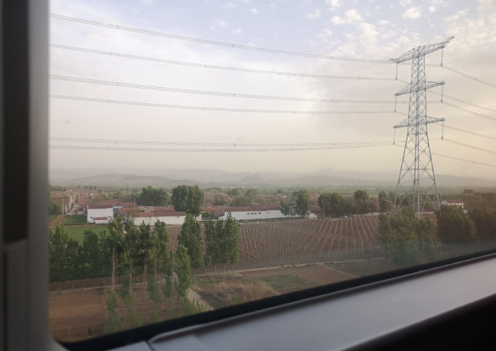 形容趕車?yán)鄣奈谰渥?關(guān)于趕車的說(shuō)說(shuō)朋友圈