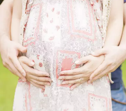 孕期走路少會對分娩有影響嗎 孕婦散步有什么好處