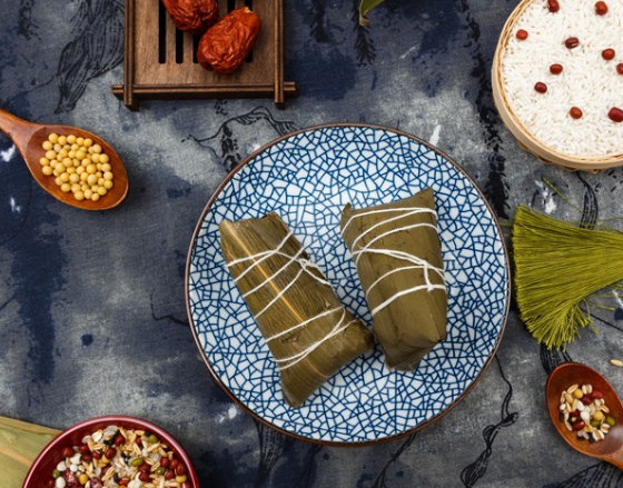 第一次動手包粽子心情感受 端午節(jié)第一次包粽子朋友圈句子