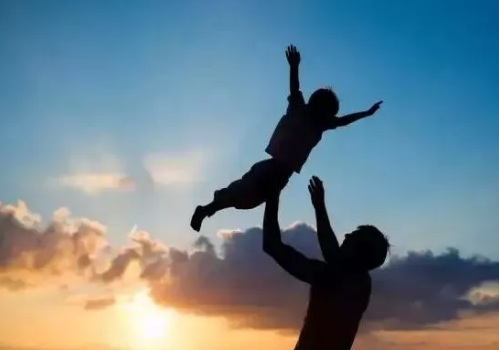 父親節收到兒子禮物的感想 收到兒子的父親節禮物感言 父親節收到兒子禮物的感想 收到兒子的父親節禮物感言