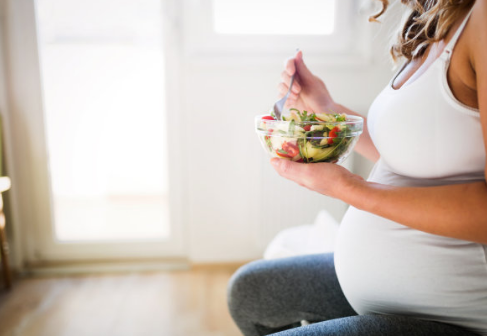 懷孕后肚臍突出來(lái)了還能收回去嗎 懷孕肚臍凸出來(lái)是怎么回事