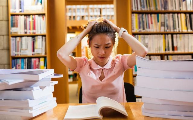 孩子考試焦慮正常嗎 家長如何幫助孩子克服高考焦慮