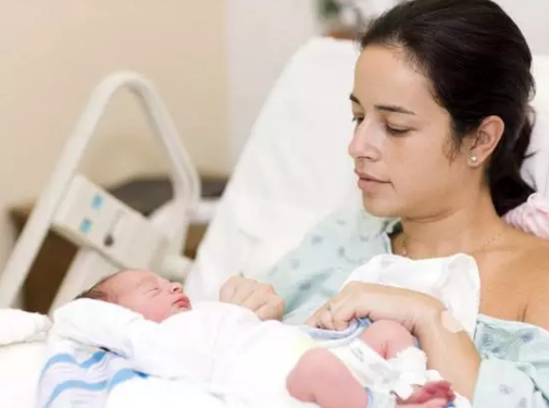 產后不能大補吃什么 產后第一天適合吃什么