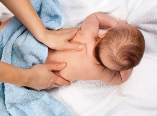 小孩積食危害很大 小孩積食怎么辦