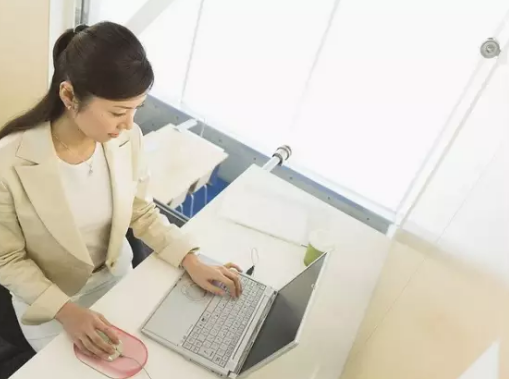 女性長期吹空調會導致月經不調嗎 吹空調對女性有影響嗎