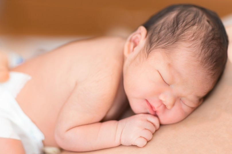 寶寶應該幾歲跟爸爸媽媽分床 分床睡應該幾歲比較好