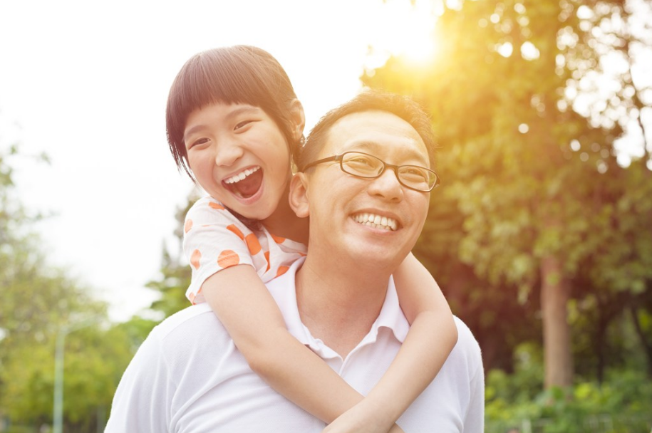 祝福父親節日快樂說說 關于給父親節的祝福心情感慨