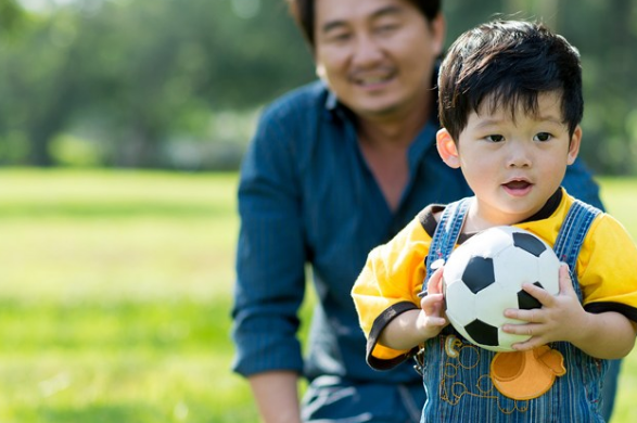 祝爸爸父親節(jié)節(jié)日快樂說說 感慨爸爸辛苦了句子大全