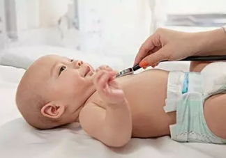 新生兒需要喝水嗎  新生兒如何正確的喝水