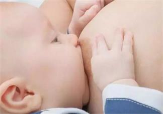 孩子不習(xí)慣奶瓶吃奶怎么辦 寶寶吃慣母乳后不愿意用奶瓶
