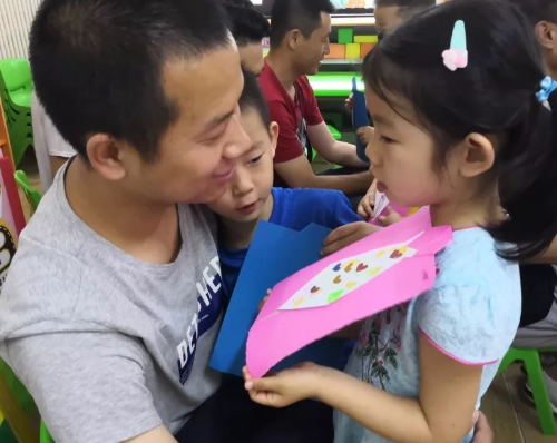 2019幼兒園父親節美篇 幼兒園父親節活動報道內容