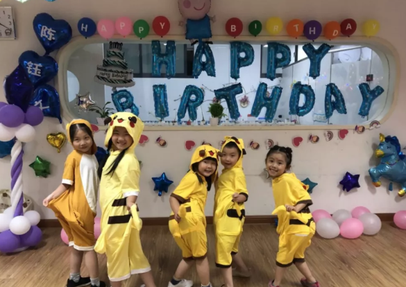 幼兒園大班畢業(yè)活動報道 2019幼兒園畢業(yè)活動報道