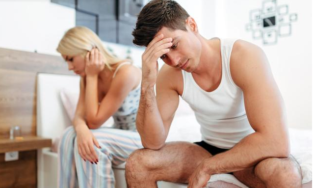 女性患生殖器皰疹的癥狀 女性患有生殖器皰疹有哪些危害 女性患生殖器皰疹的癥狀 女性患有生殖器皰疹有哪些危害