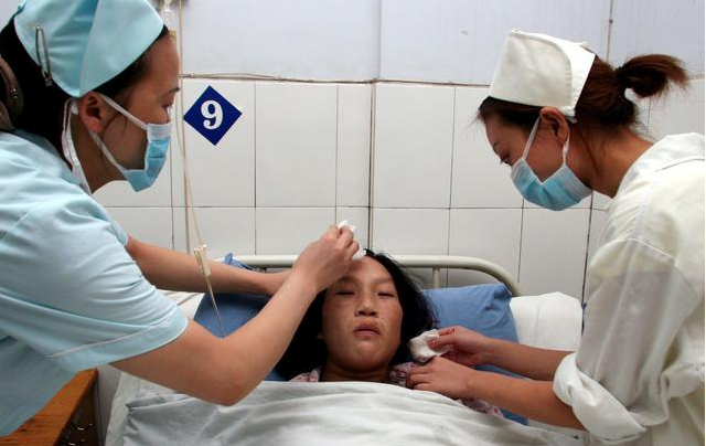 羊水栓塞是什么原因引起的 發生羊水栓塞前的征兆