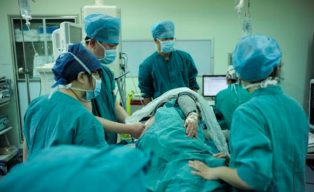 羊水栓塞是什么原因引起的 發生羊水栓塞前的征兆