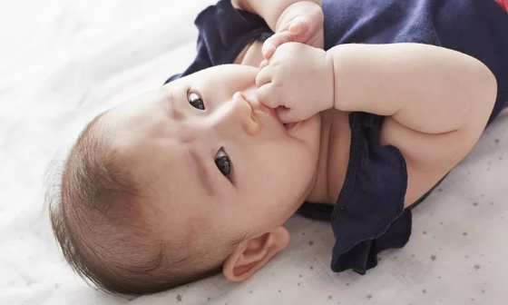 新生兒囟門能摸嗎 怎么保護新生兒囟門