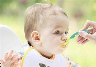 哪些食物容易引起寶寶過敏 怎么預防寶寶輔食過敏