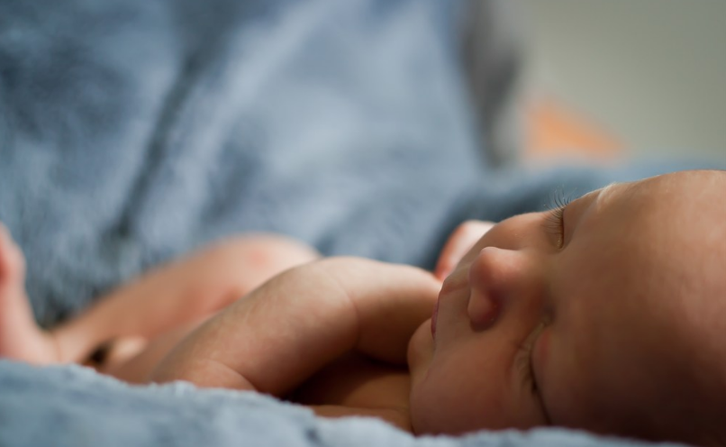 孩子有驚跳反應的時候要干預嗎 哪些時候的驚跳反應是生病了 孩子有驚跳反應的時候要干預嗎 哪些時候的驚跳反應是生病了