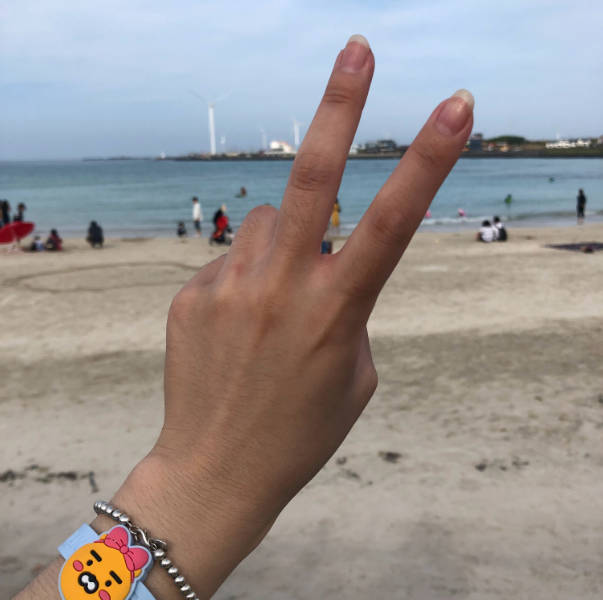 去海邊曬黑的幽默搞笑心情 海邊曬黑了搞笑朋友圈 去海邊曬黑的幽默搞笑心情 海邊曬黑了搞笑朋友圈