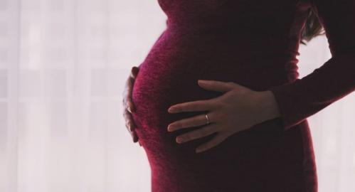 懷孕后什么時候穿孕婦裝合適 孕婦裝怎么挑選 懷孕后什么時候穿孕婦裝合適 孕婦裝怎么挑選