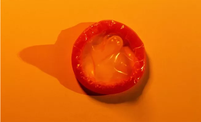 過期避孕套還能用嗎 避孕套這些錯(cuò)誤使用方法要避免