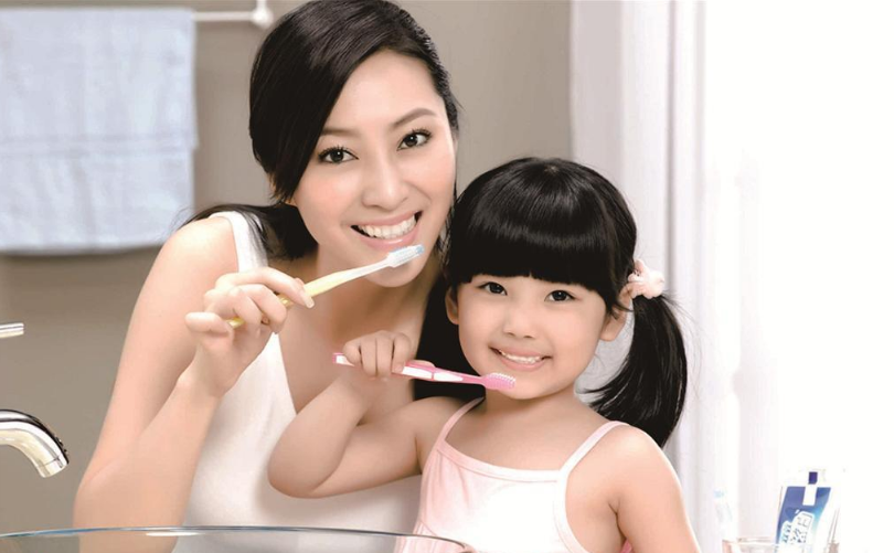 孩子長牙齒的時候特別不舒服怎么辦 有什么方法可以緩解孩子出牙不適