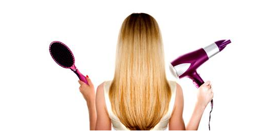 月子期洗完頭能用吹風機嗎 月子期洗頭發要注意什么 月子期洗完頭能用吹風機嗎 月子期洗頭發要注意什么