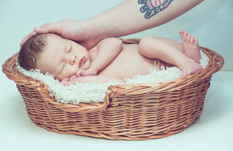 兩歲寶寶喊了不應(yīng)正常嗎 孩子聽(tīng)力正常為什么喊了不答應(yīng) 兩歲寶寶喊了不應(yīng)正常嗎 孩子聽(tīng)力正常為什么喊了不答應(yīng)