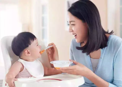 適度饑餓能幫助孩子長(zhǎng)高嗎 孩子吃太飽會(huì)怎么樣 適度饑餓能幫助孩子長(zhǎng)高嗎 孩子吃太飽會(huì)怎么樣