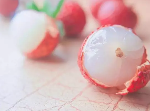 兒童吃荔枝不當會要命嗎 兒童吃荔枝要注意什么 兒童吃荔枝不當會要命嗎 兒童吃荔枝要注意什么