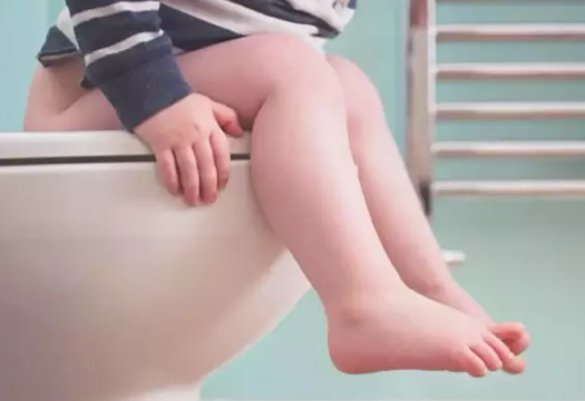 夏季寶寶腹瀉是什么原因 夏季寶寶腹瀉怎么辦