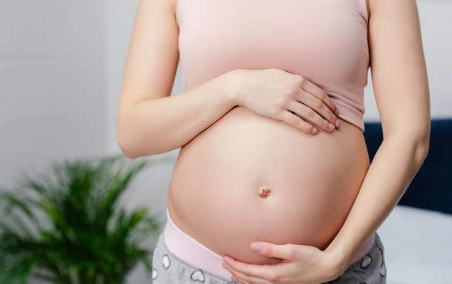 影響孕婦顯懷時間早晚的原因是什么 懷孕顯懷是哪個地方開始顯