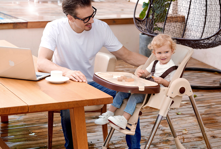 怎么給寶寶選購(gòu)合適的寶寶餐椅 寶寶餐椅選購(gòu)挑選方法 怎么給寶寶選購(gòu)合適的寶寶餐椅 寶寶餐椅選購(gòu)挑選方法