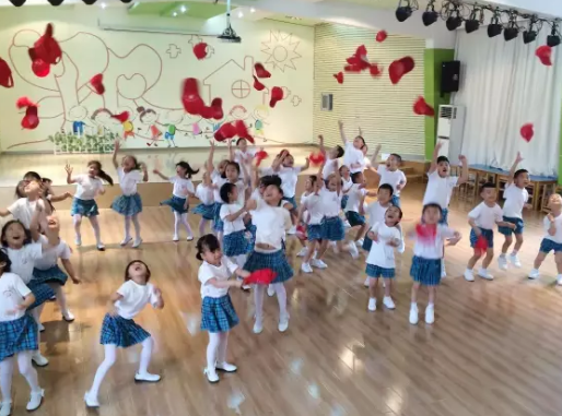 孩子幼兒園畢業的說說 幼兒園畢業感言簡短 孩子幼兒園畢業的說說 幼兒園畢業感言簡短