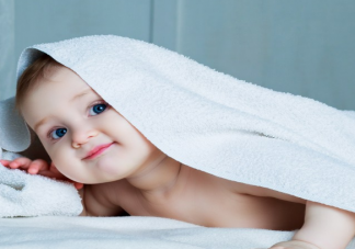 新生兒吹空調(diào)要帶帽子嗎 新生兒夏季如何護理