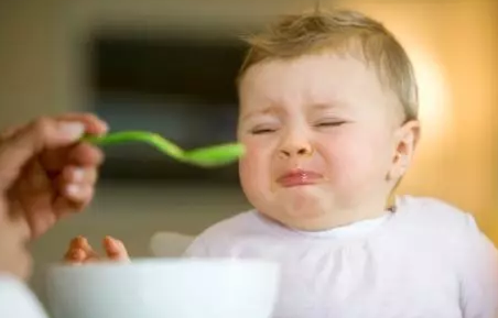 寶寶上火有什么表現(xiàn) 寶寶上火了怎么辦 寶寶上火有什么表現(xiàn) 寶寶上火了怎么辦