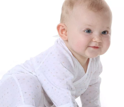 嬰兒肌膚饑癥是什么 寶寶的肌膚如何護(hù)理 嬰兒肌膚饑癥是什么 寶寶的肌膚如何護(hù)理