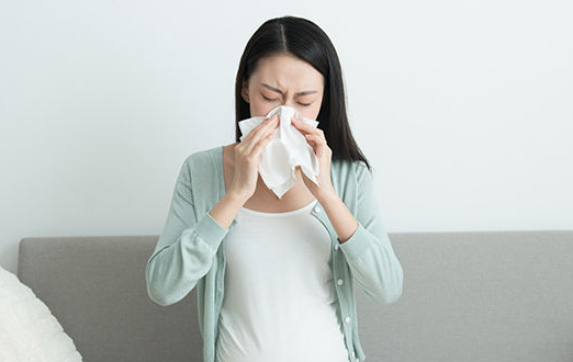 哺乳期堵奶了怎么辦 哺乳期堵奶的癥狀是什么